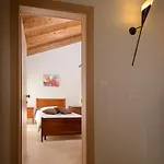 La Dimora Di Federico Han/Misafirhane Castel Lagopesole