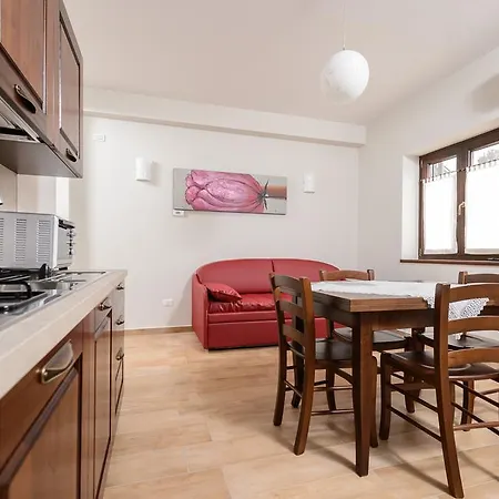 Мини-отель La Dimora Di Federico 2*