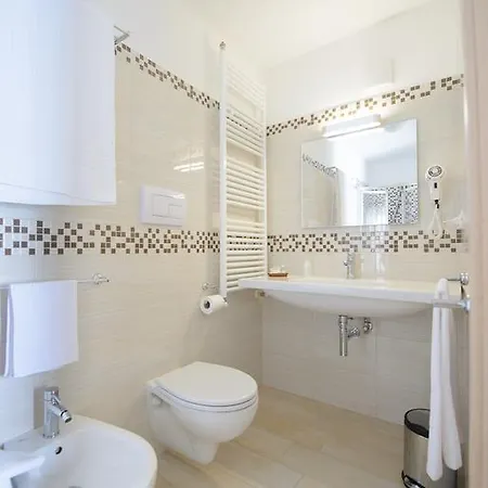 Мини-отель La Dimora Di Federico Castel Lagopesole