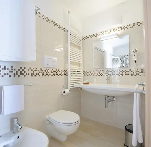 Мини-отель La Dimora Di Federico Castel Lagopesole