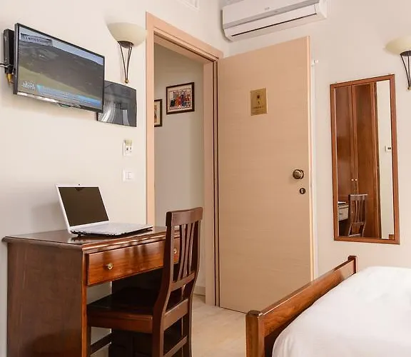 La Dimora Di Federico 2*